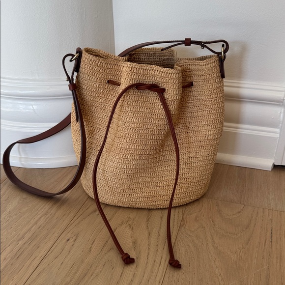 Sezane Farrow Rafia bucket bag - Picture 4 of 5
